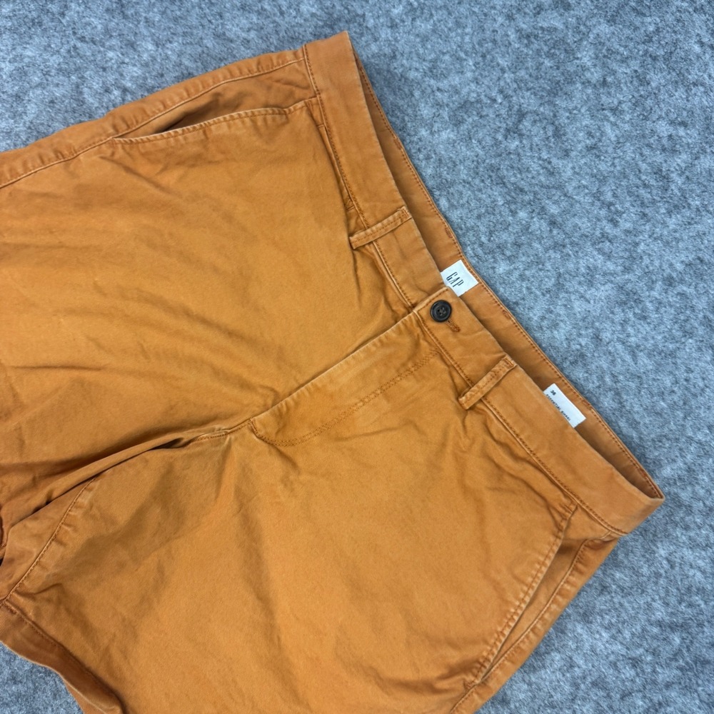 Gap Mens Essential Khaki 7 Inch Shorts Burnt Orange Size 36 826881-05